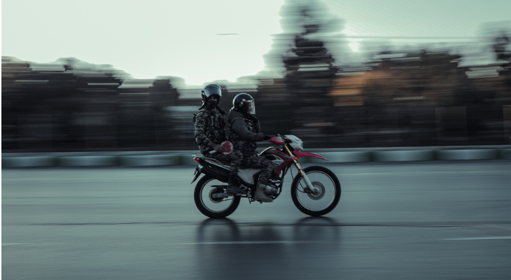 バイクの止まり方実践ガイド
