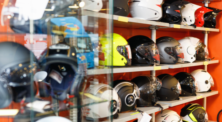 ヘルメット置き場が必要な3つの理由