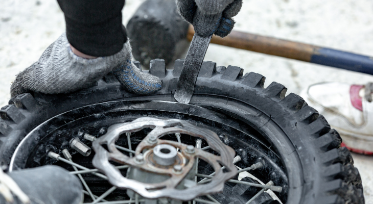 バイクタイヤの選び方と交換時の注意点